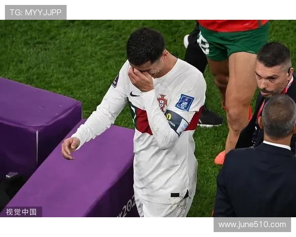 c罗世界杯遗憾离场背后的荣耀与泪水交织时刻与时代告别的传奇背影