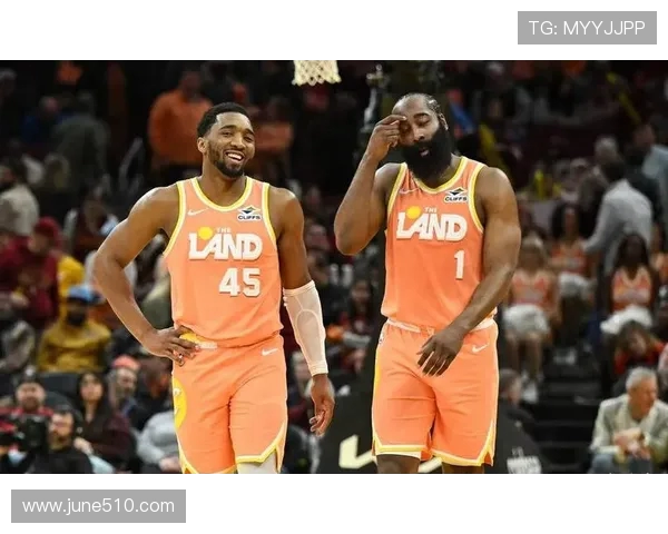 2016-17赛季NBA季后赛对阵揭晓,骑士勇士东西部对决成焦点 2016-17赛季NBA季后赛对阵揭晓,骑士勇士东西部对决成焦点