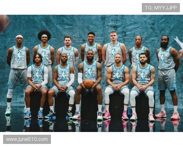 2021年NBA全明星赛詹姆斯队击败杜兰特队库里斩获三分赛冠军